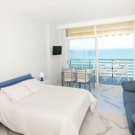 Cubo's Estudio Castillo De Santa Clara Torremolinos